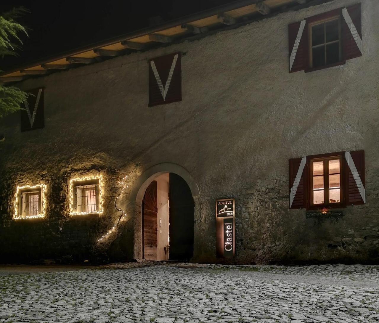 Agritur Ciastel Villa Sanzeno Exterior photo