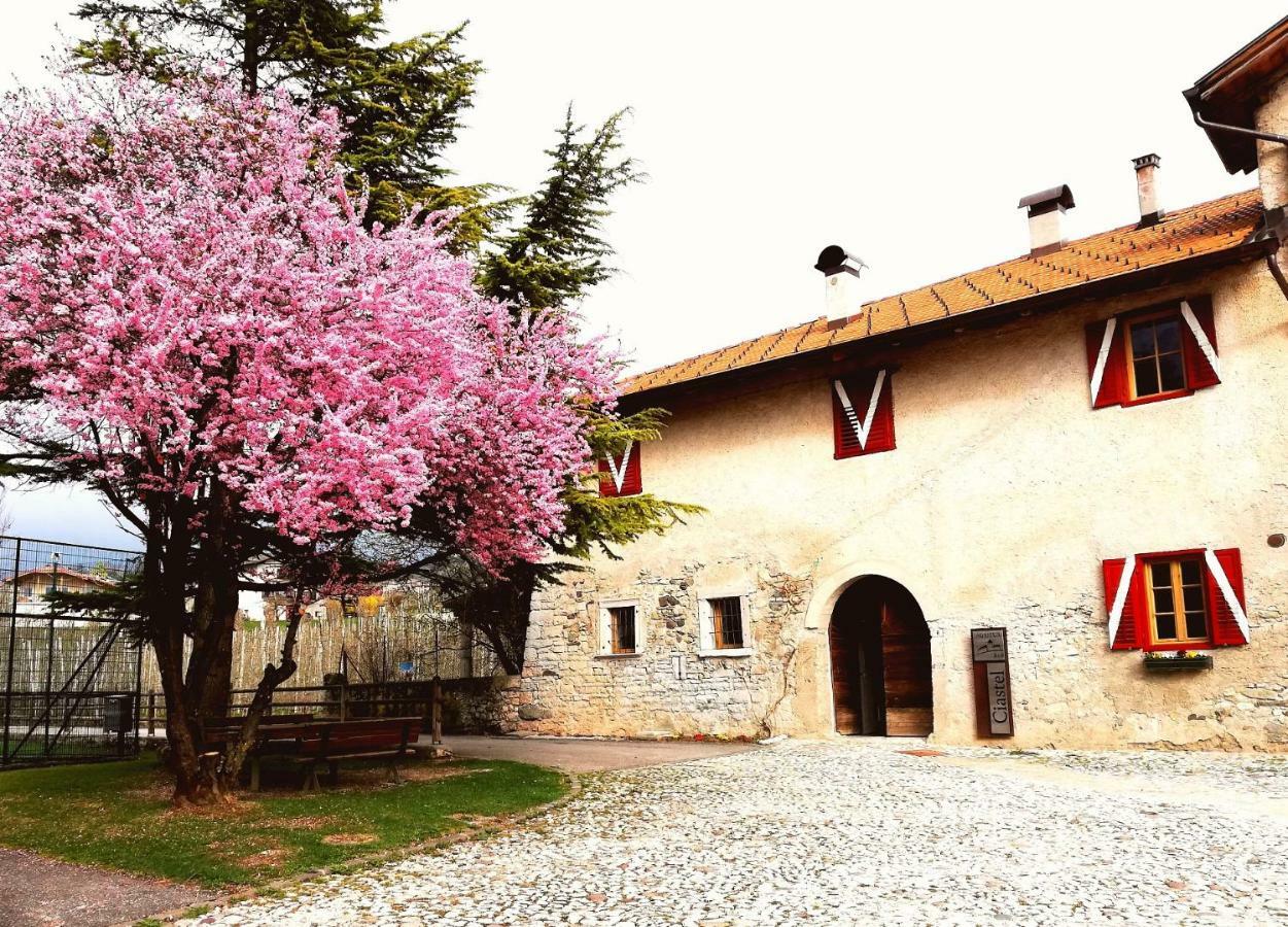 Agritur Ciastel Villa Sanzeno Exterior photo